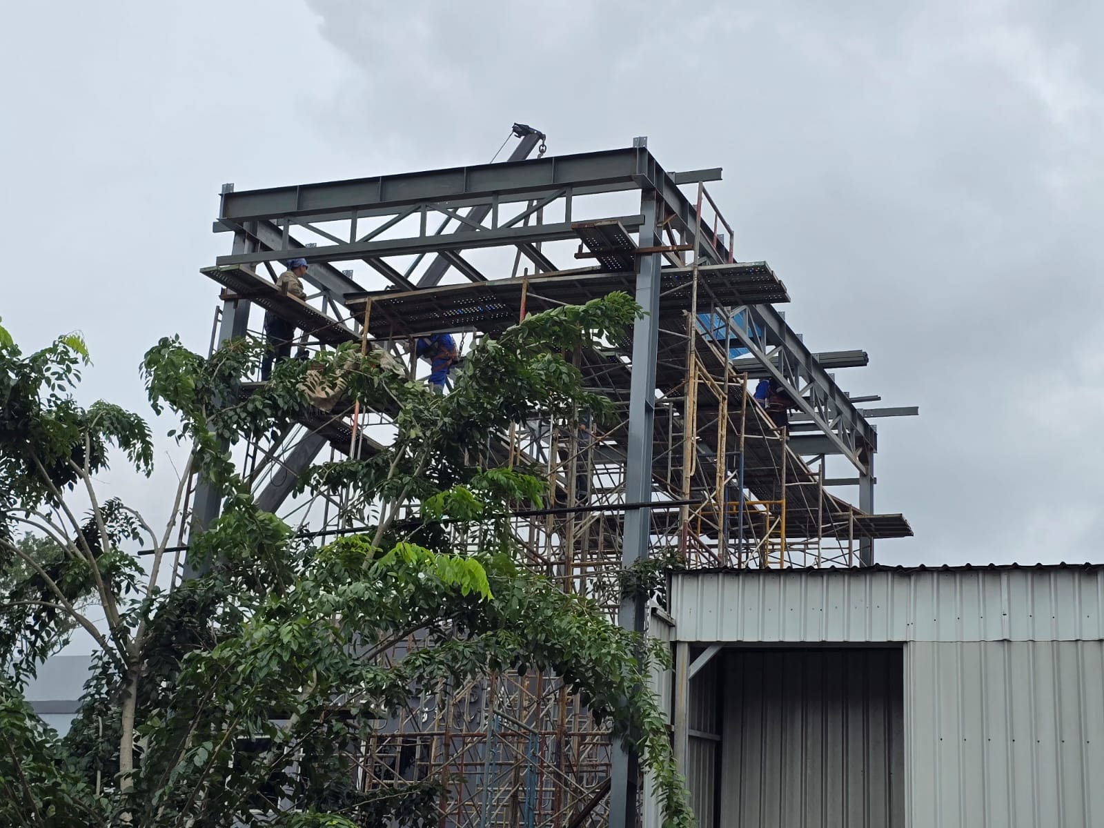 Konstruksi & Solusi Infrastruktur Terintegrasi